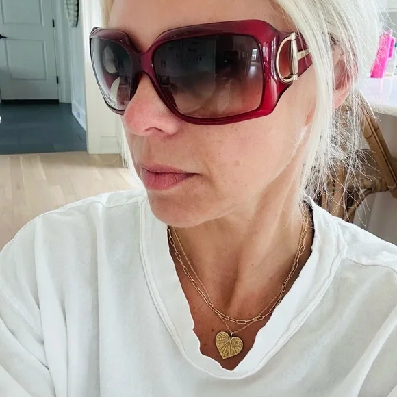 Gucci Red Sunglasses - Picture 4 of 5